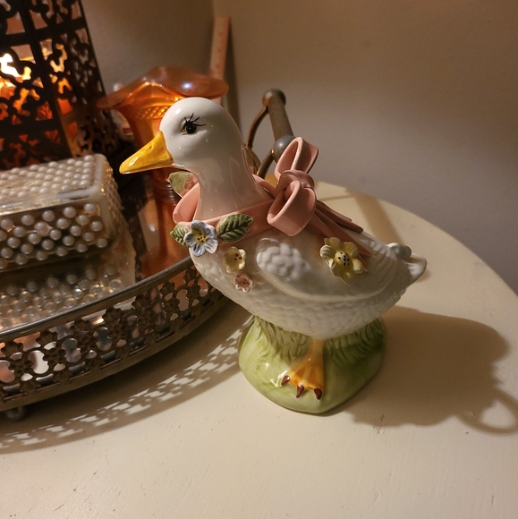 Vintage Artistic Gifts Inc Spring Duck - Picture 2 of 5
